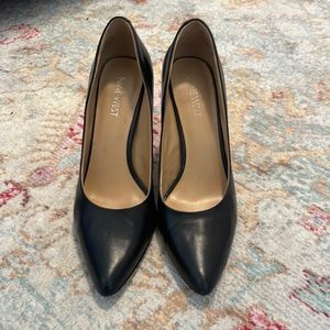 Nine West classic black pump